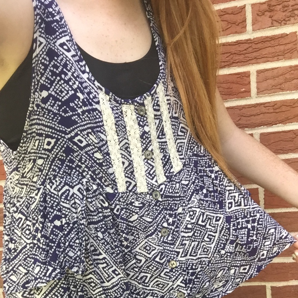 Tank Top-Forever 21 - Picture 3 of 6